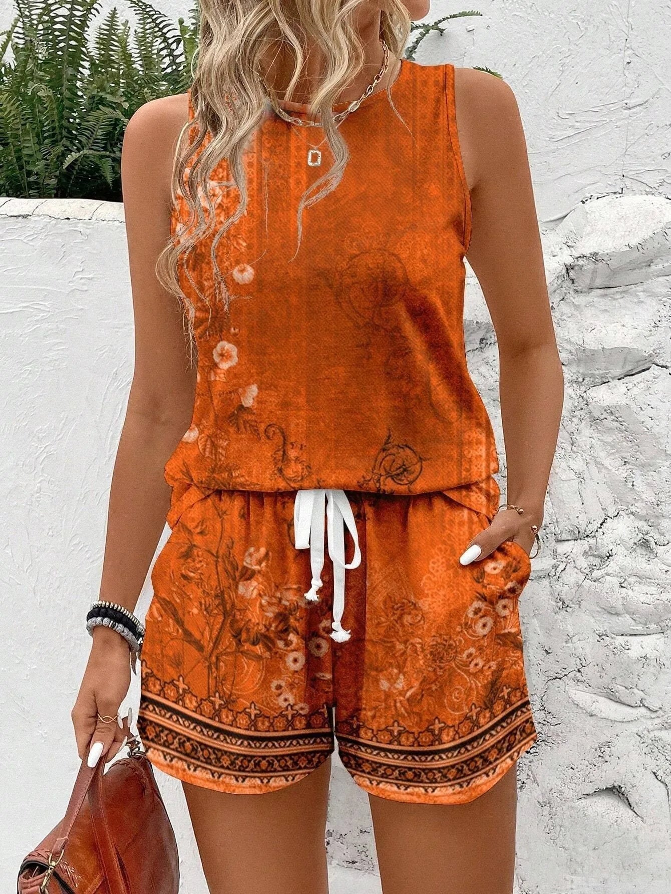 Conjunto Mujer 2 Piezas - Top y Shorts Estampado Retro Casual 2025