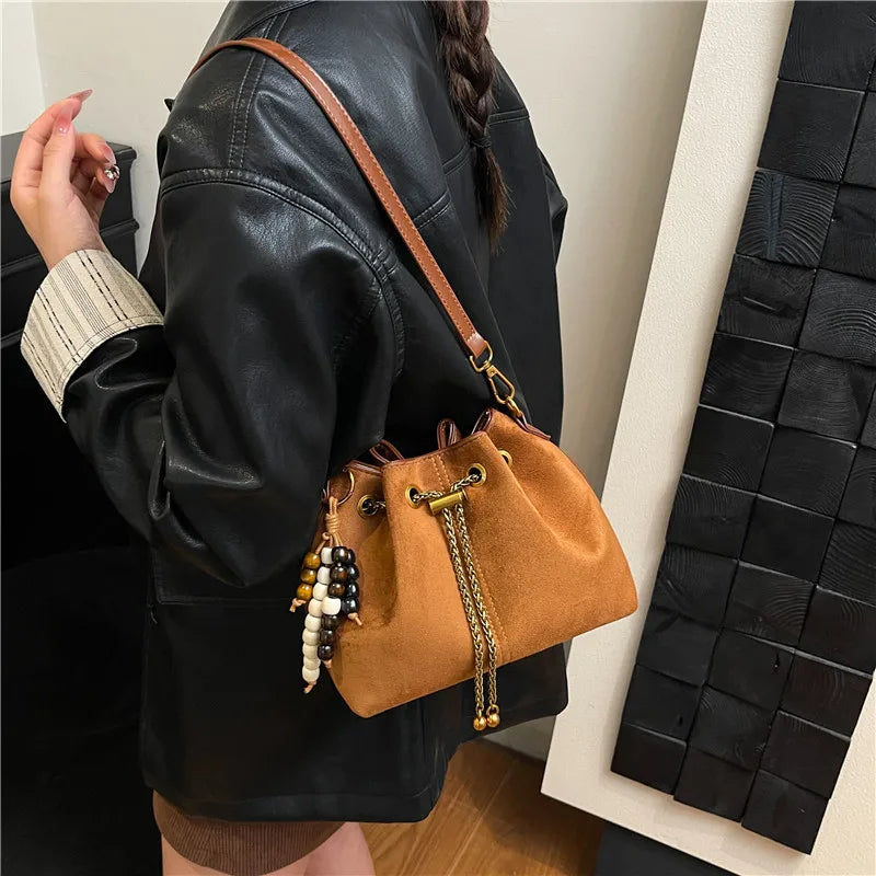 2025 Trendy Bucket Bag, Luxe Shoulder Purse for Women, Spacious Crossbody Tote, Niche Day-to-Night Bag, Textured Sling Bag